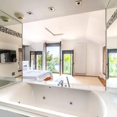 Spacieuse Maison A 15 Min De La Tour Eiffel Holiday home *